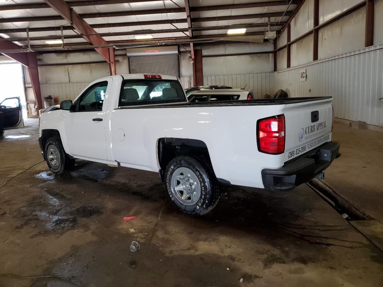 2016 Chevrolet Silverado C1500 - Image 2