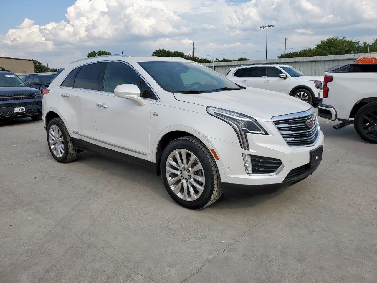 2019 Cadillac Xt5 Premium Luxury - Image 4