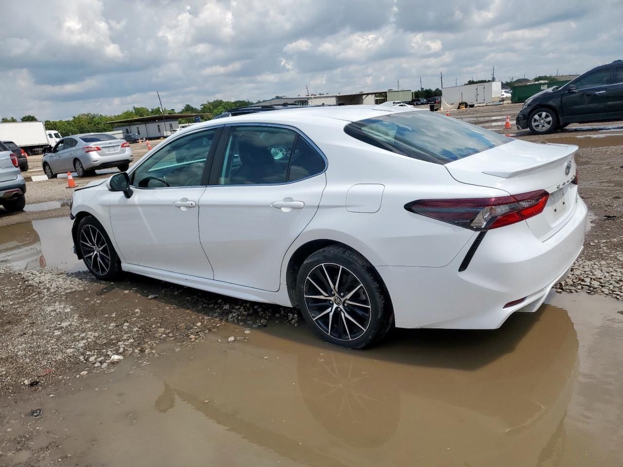 2023 Toyota Camry Se Night Shade - Image 2