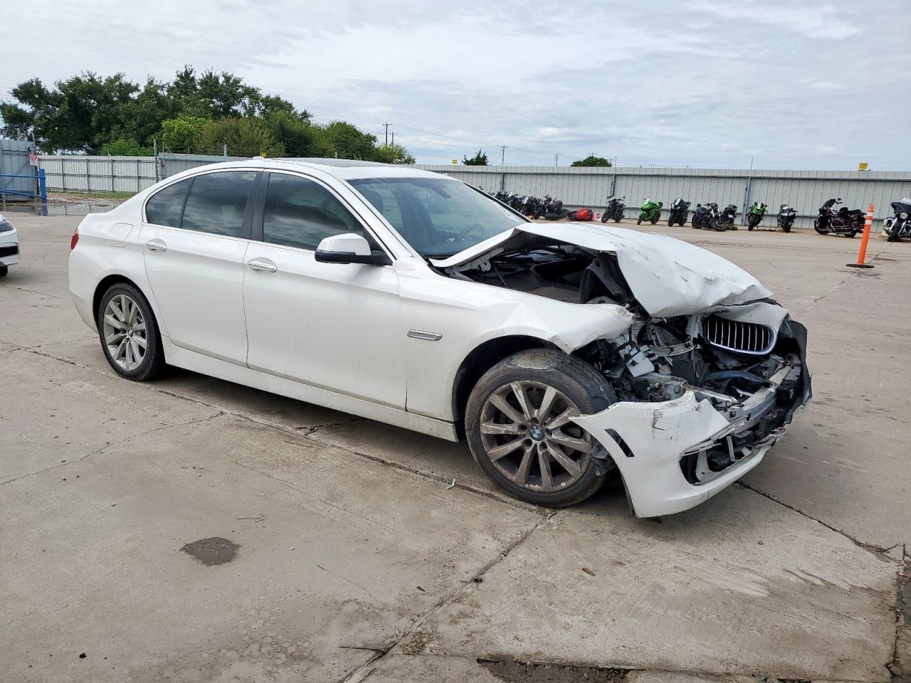 2014 BMW 528 I - Image 4