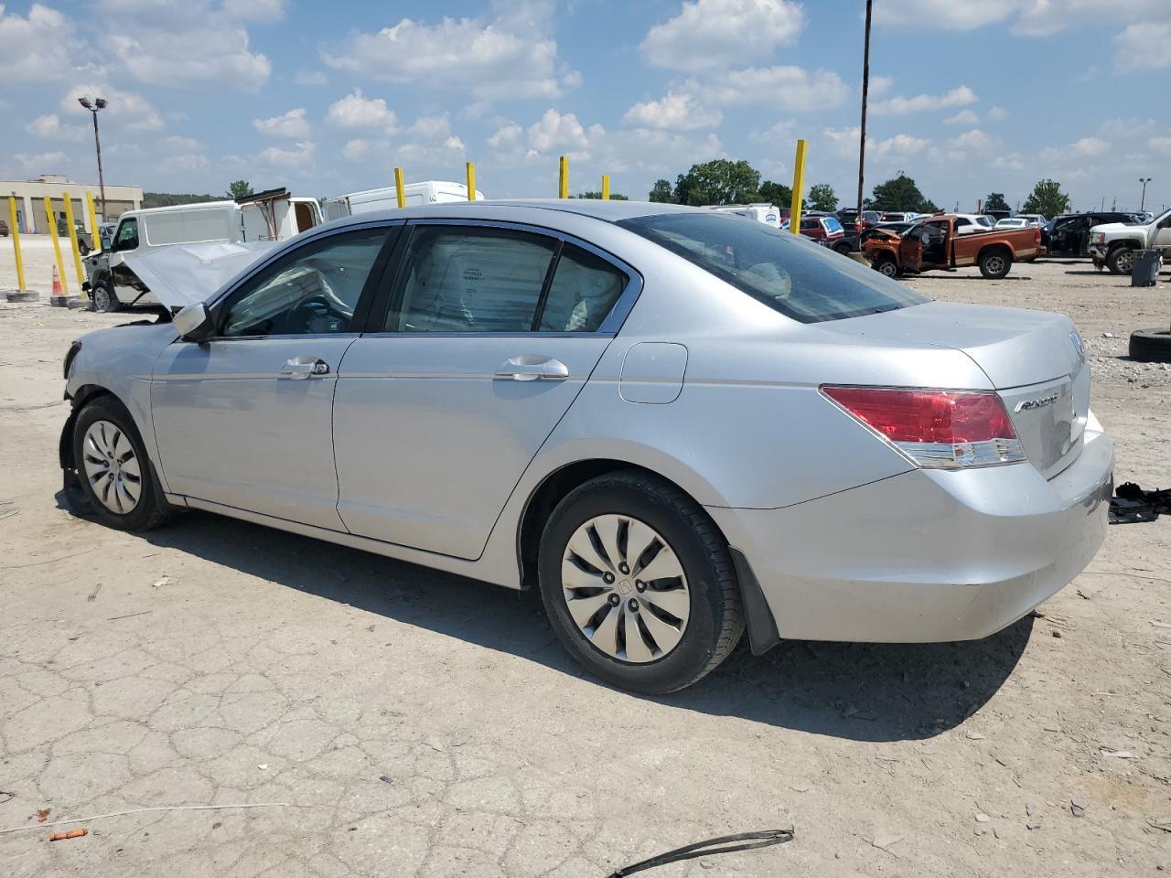 2010 Honda Accord Lx - Фото 2