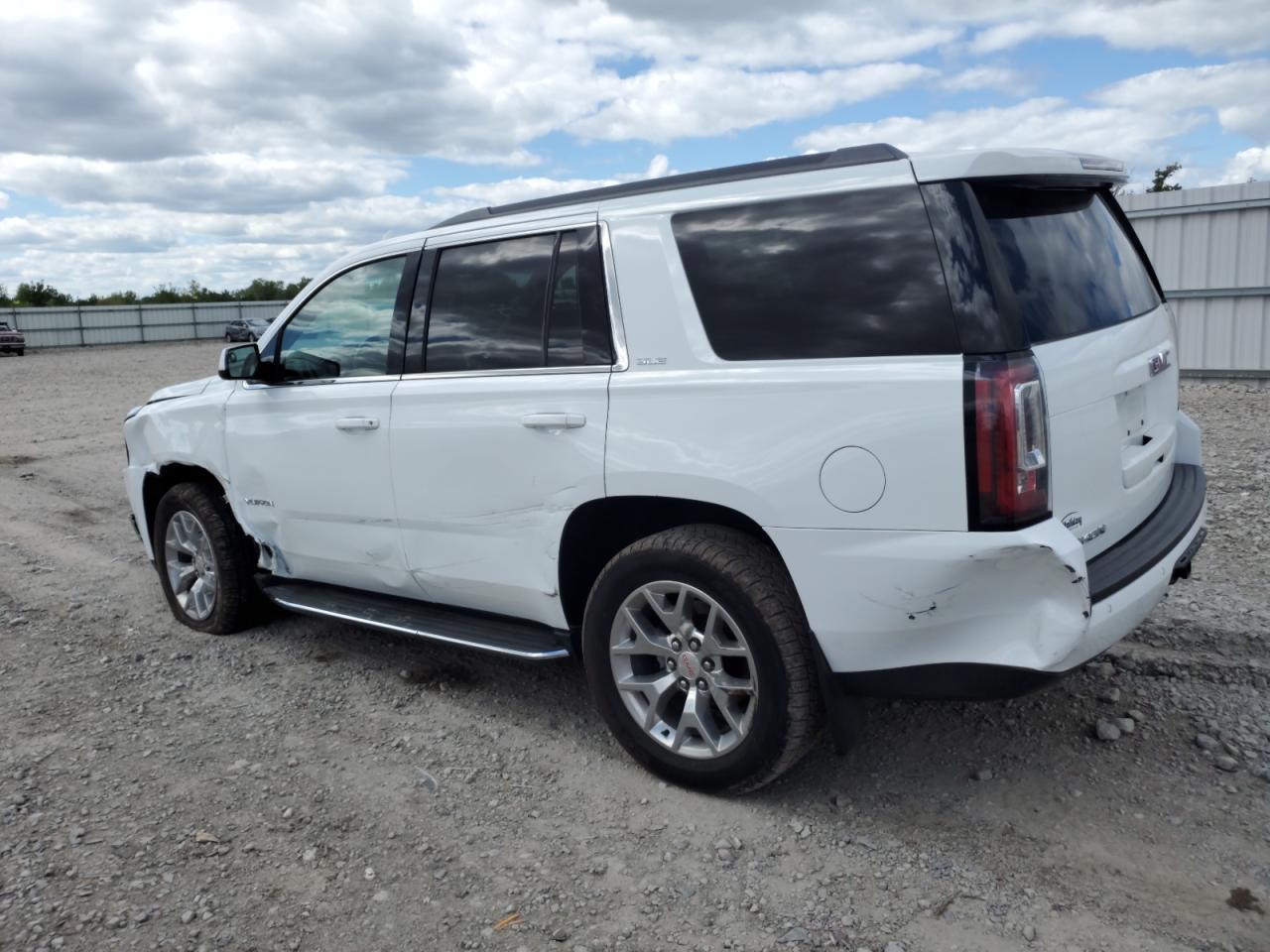 2018 GMC Yukon Sle - Фото 2