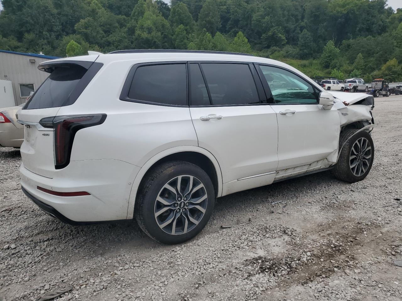 2021 Cadillac Xt6 Sport - Image 3