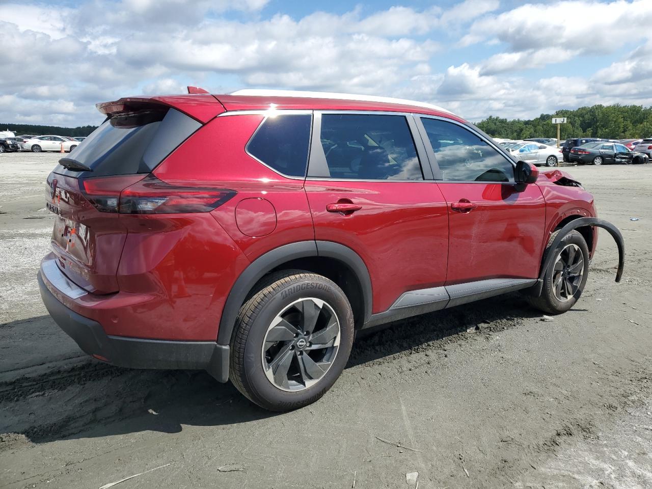 2025 Nissan Rogue Sv - Фото 3
