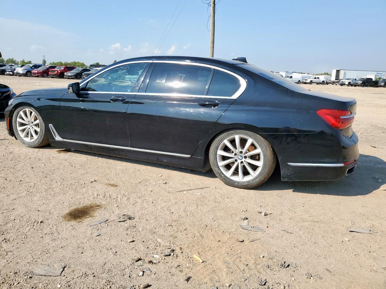 2018 BMW 740 I - Image 2