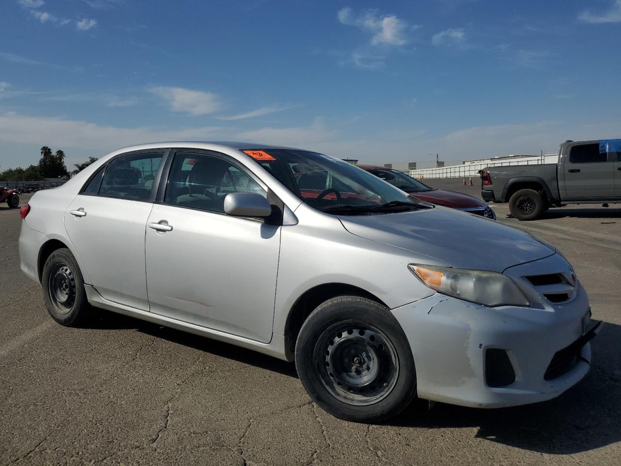 2011 Toyota Corolla Base - Фото 4