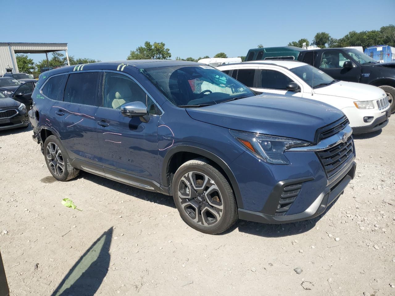 2023 Subaru Ascent Limited - Фото 4
