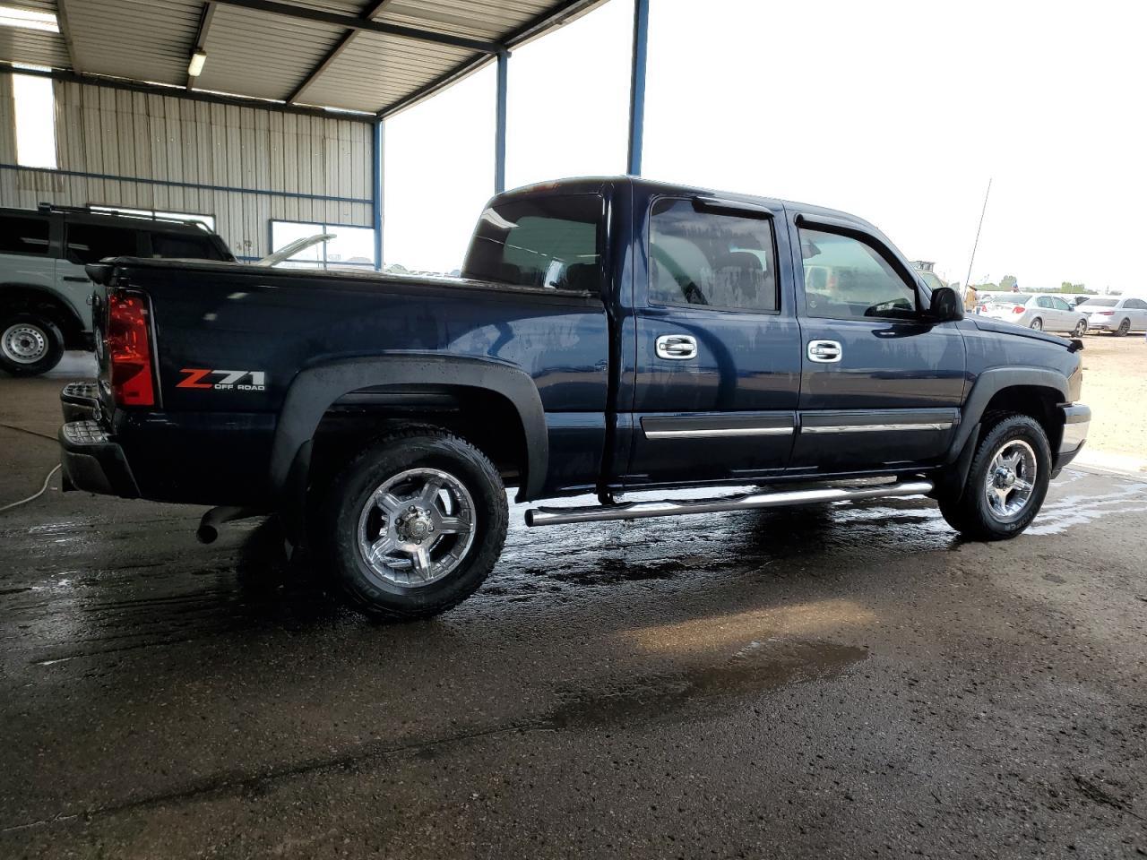 2007 Chevrolet Silverado K1500 Classic Crew Cab - Image 3