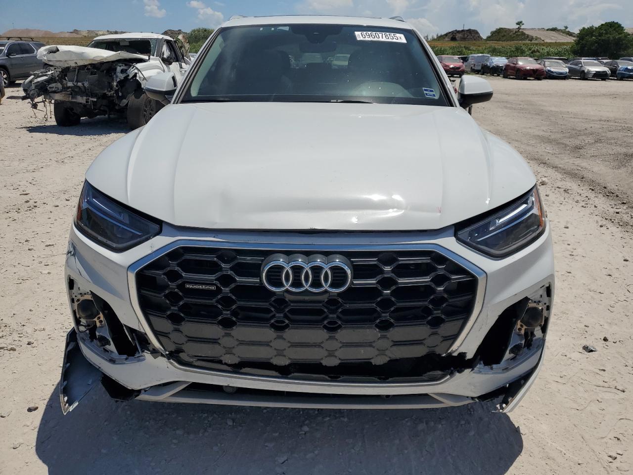2023 Audi Q5 Premium Plus 45 - Image 5