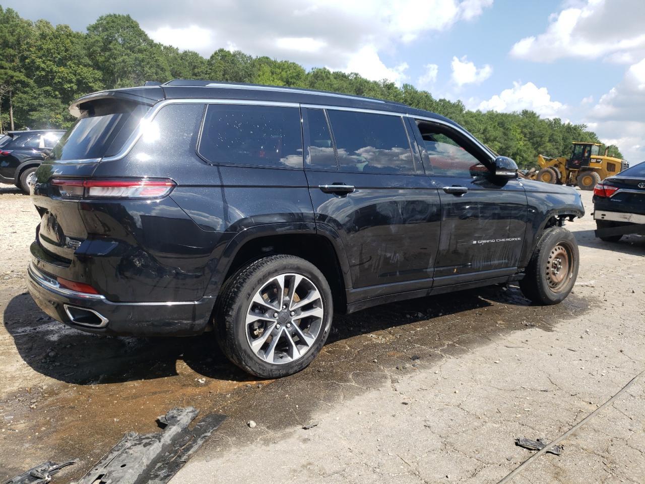 2021 Jeep Grand Cherokee L Overland - Image 3