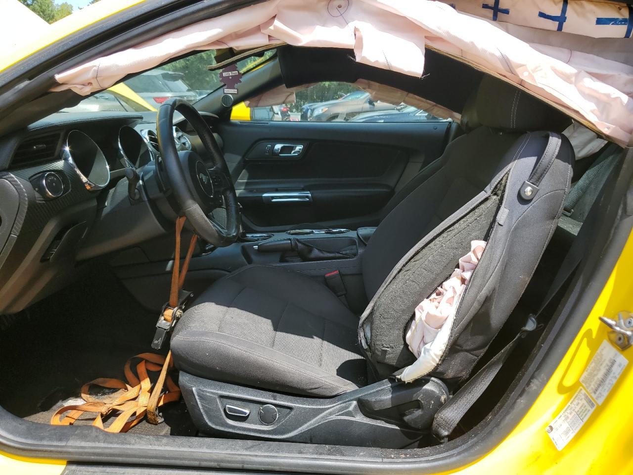 2016 Ford Mustang - Image 7