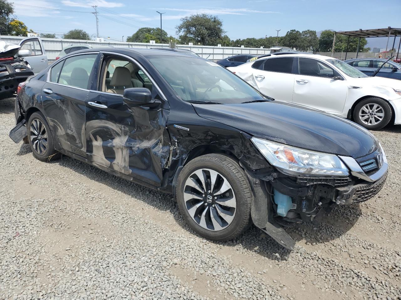 2015 Honda Accord Touring Hybrid - Фото 4