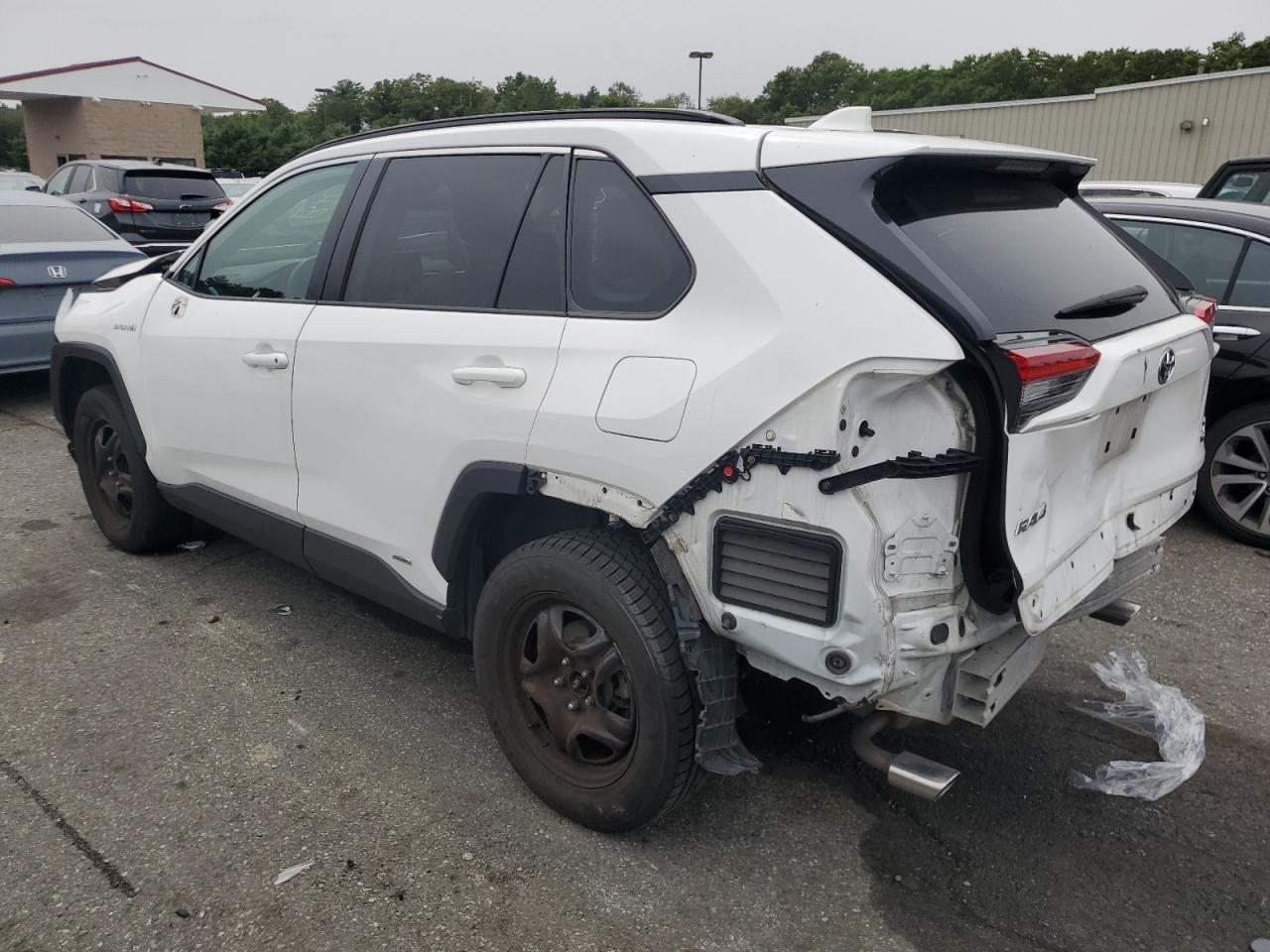 2021 Toyota Rav4 Xle - Image 2