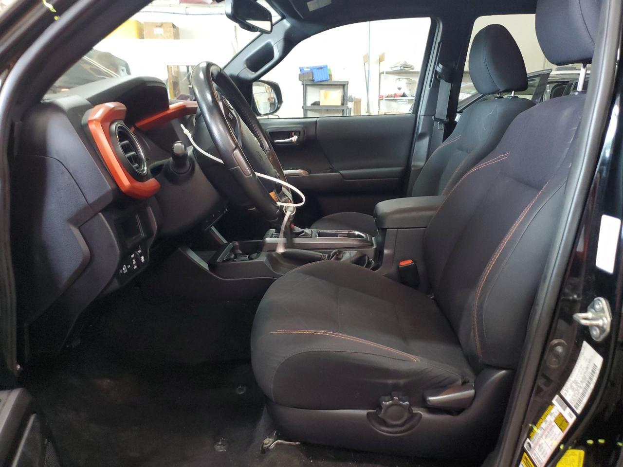 2017 Toyota Tacoma Double Cab - Фото 7