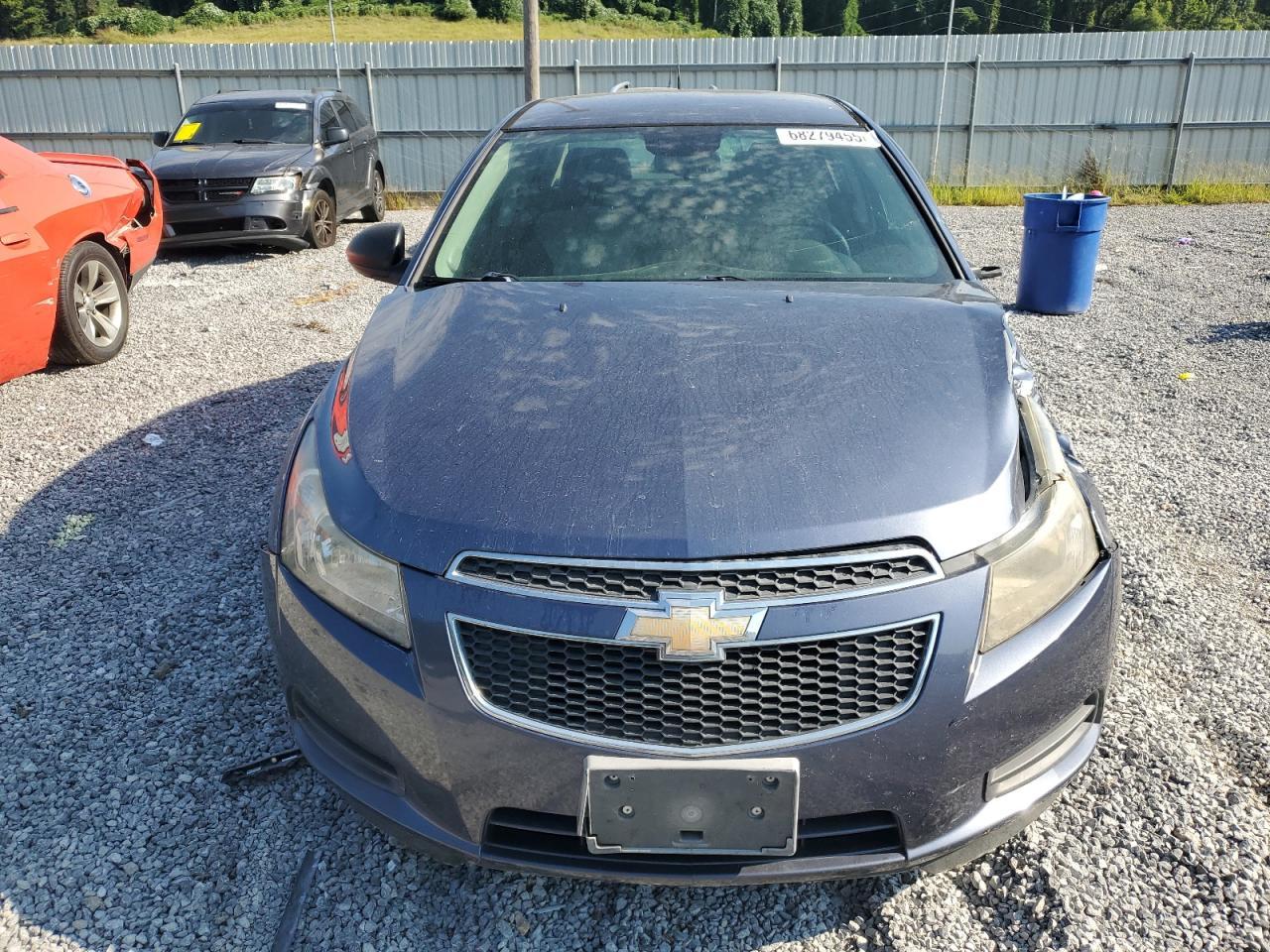 2014 Chevrolet Cruze Ls - Image 5