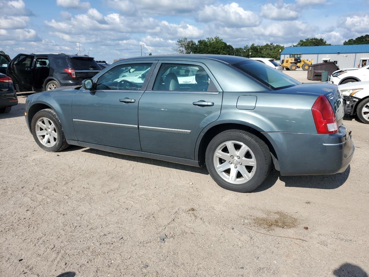 2006 Chrysler 300 Touring - Фото 2