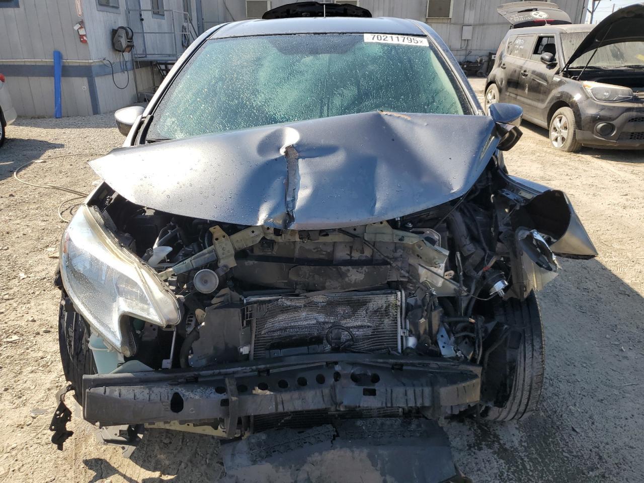 2016 Nissan Versa Note S - Фото 5