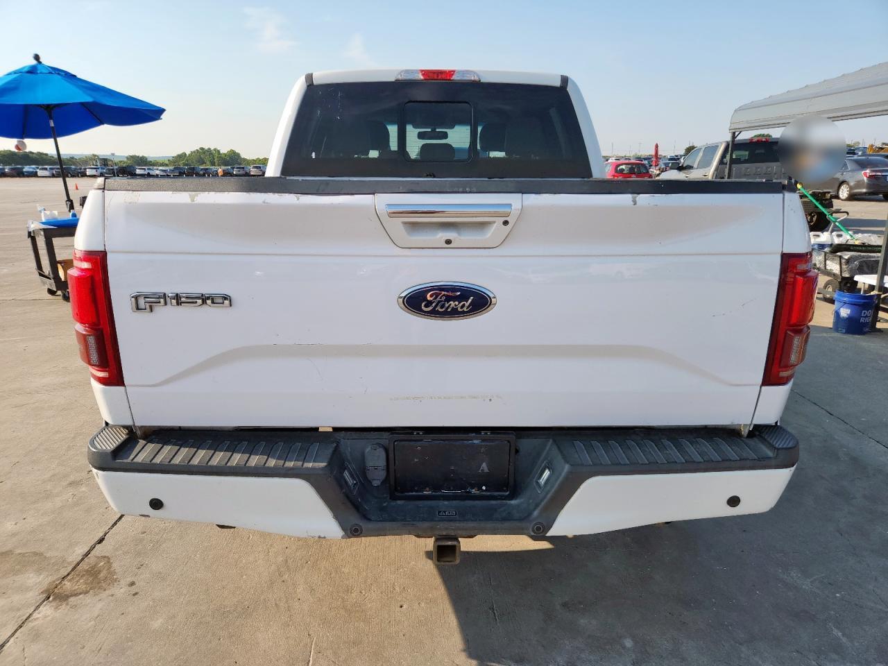 2017 Ford F150 Lariat - Фото 6