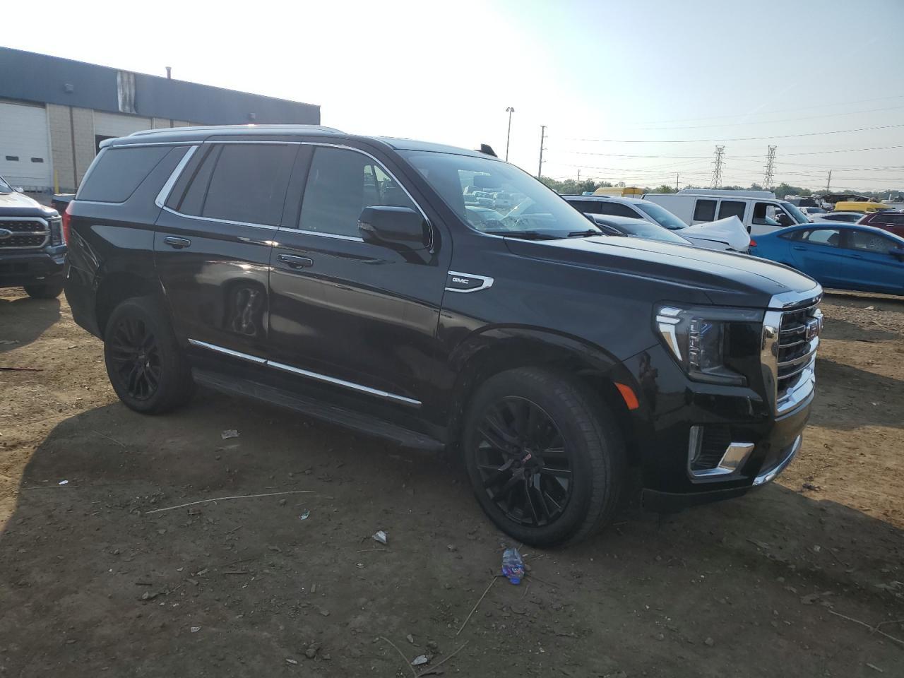 2021 GMC Yukon Slt - Фото 4
