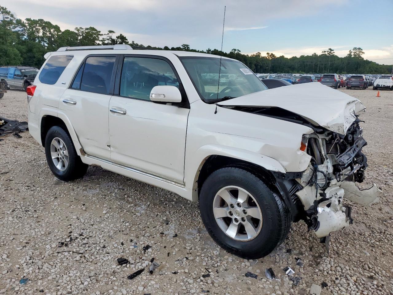 2010 Toyota 4Runner Sr5 - Image 4