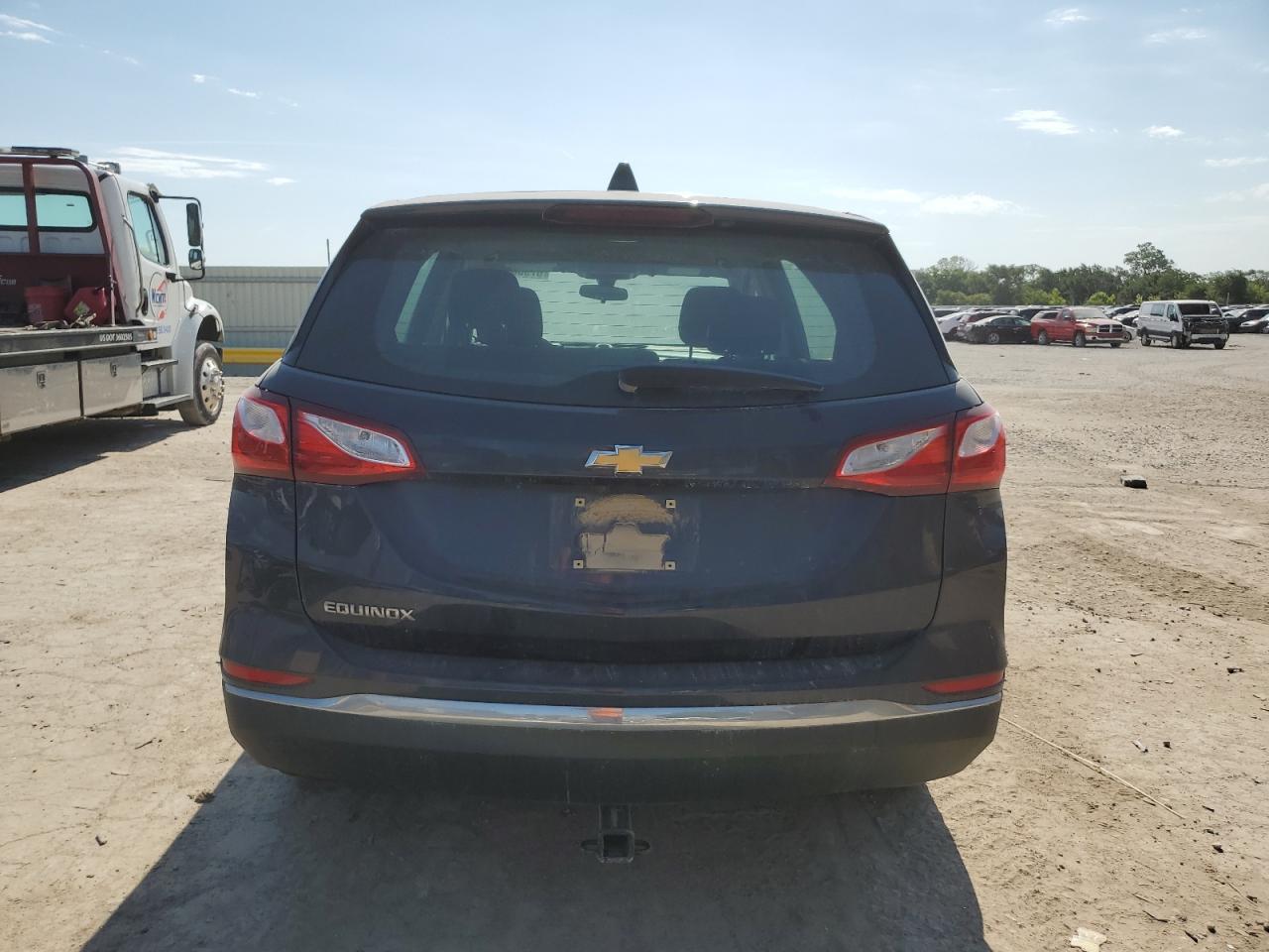 2018 Chevrolet Equinox Ls - Фото 6