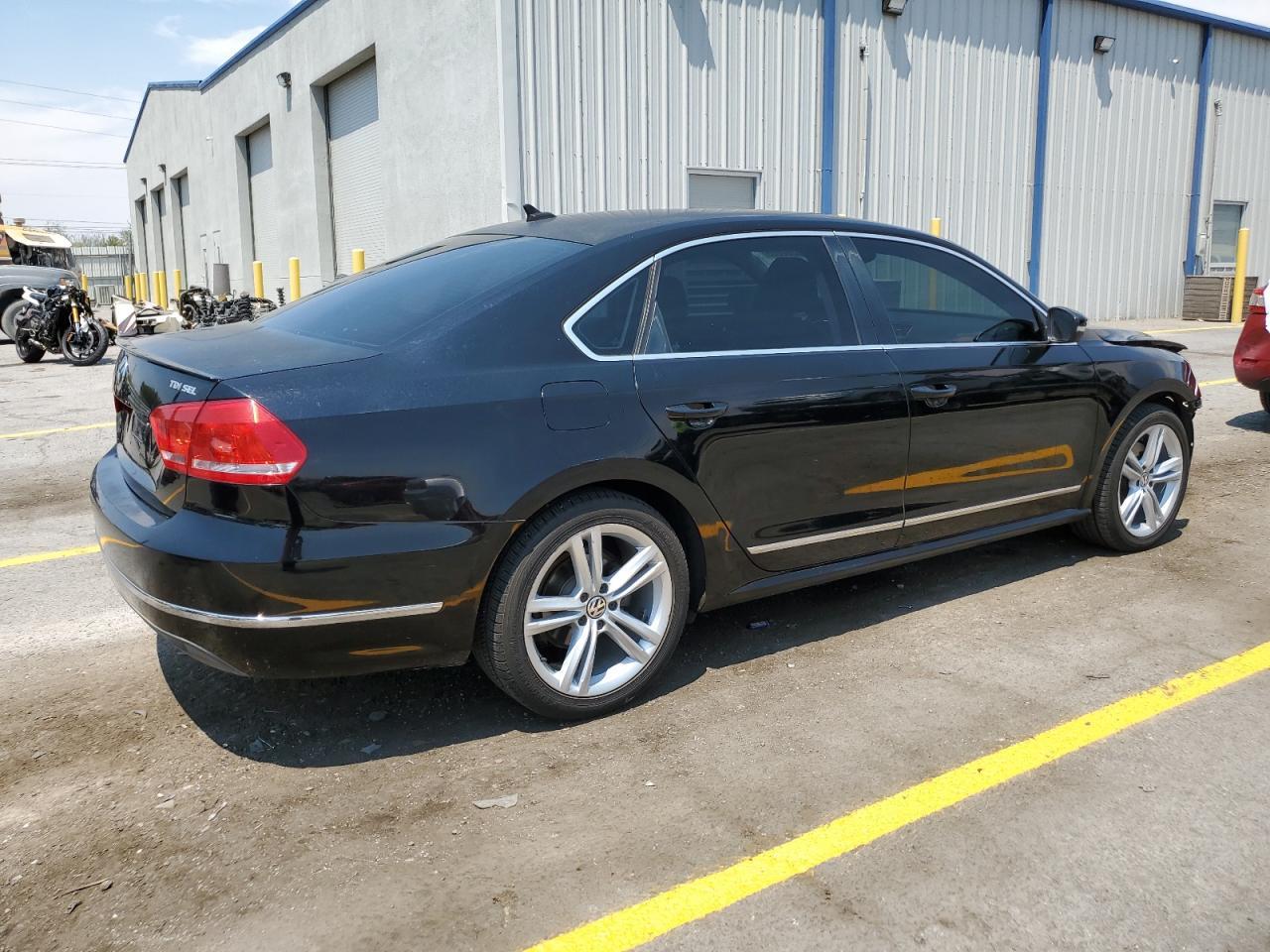 2014 Volkswagen Passat Sel - Фото 3