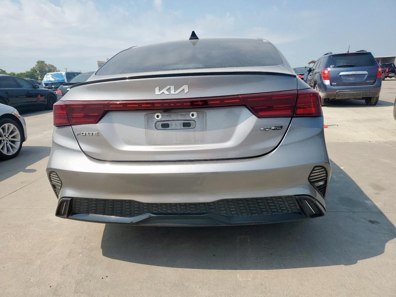 2023 Kia Forte Gt Line - Фото 6
