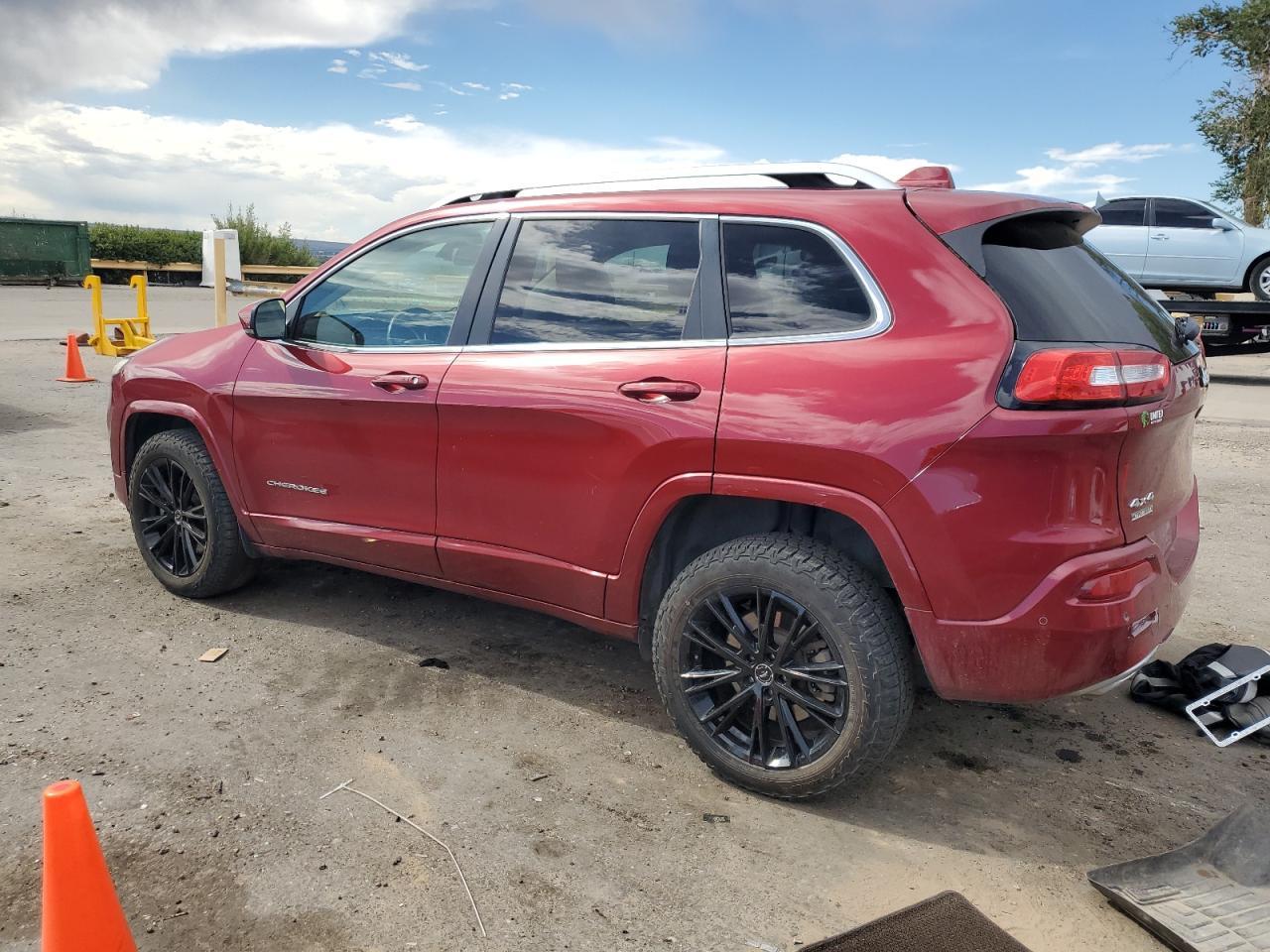 2016 Jeep Cherokee Overland - Фото 2