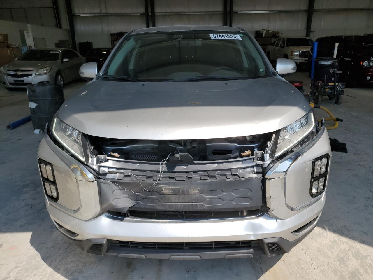 2020 Mitsubishi Outlander Sport Es - Image 5