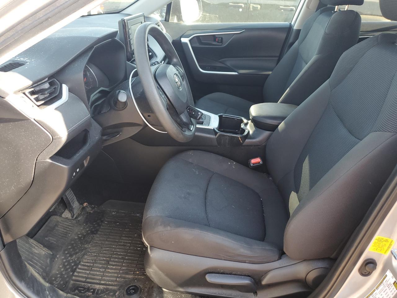 2022 Toyota Rav4 Le - Фото 7