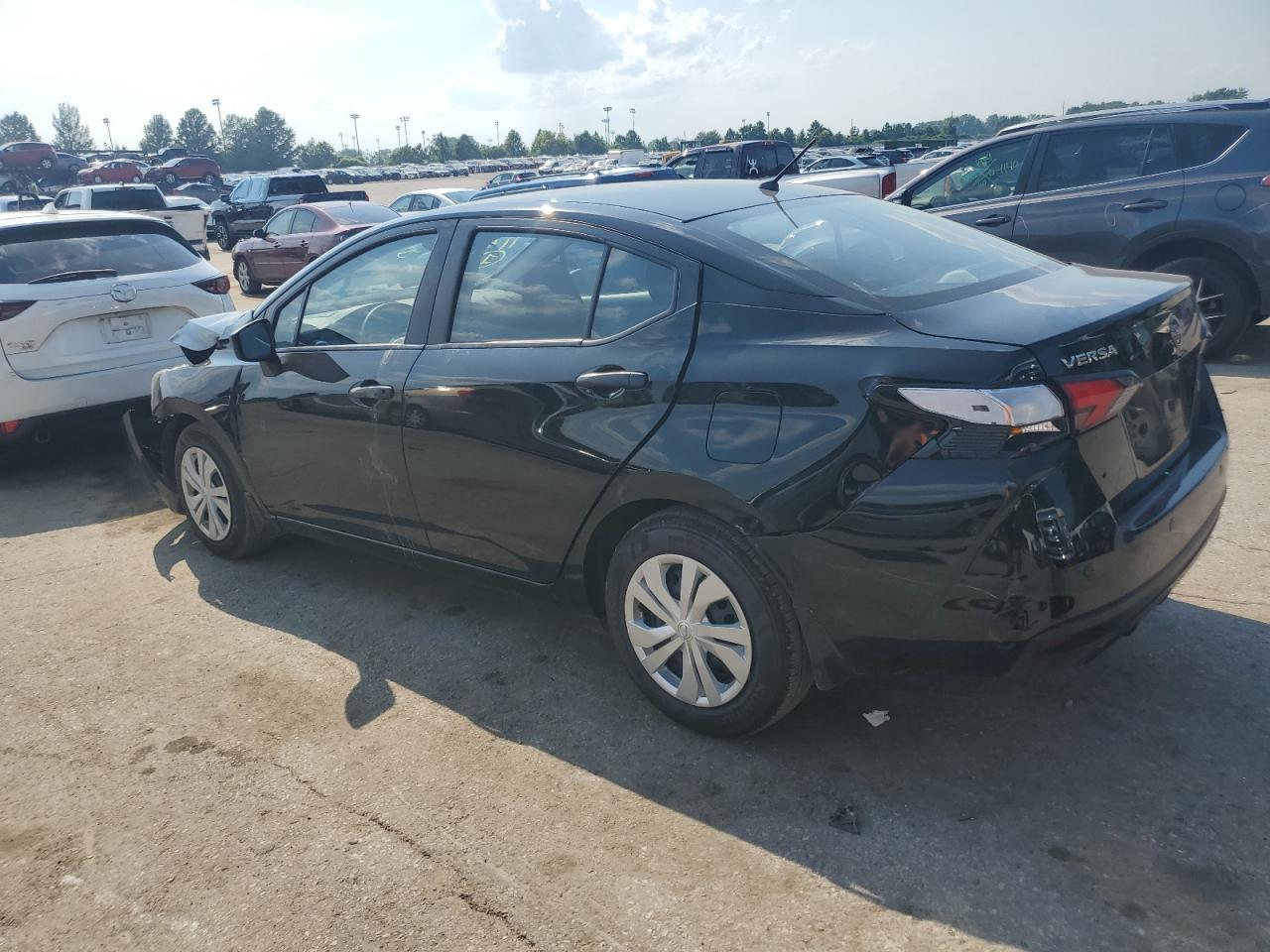 2025 Nissan Versa S - Фото 2