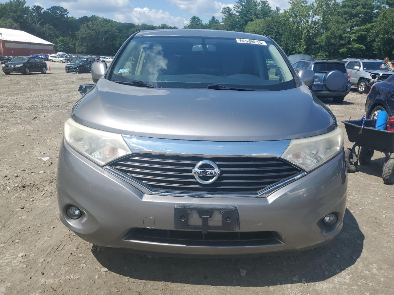 2013 Nissan Quest S - Image 5