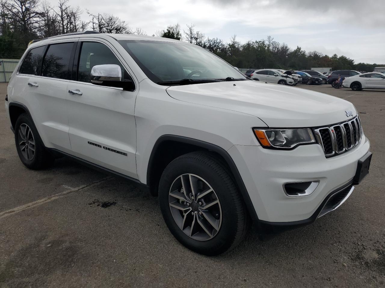 2022 Jeep Grand Cherokee Limited - Image 4