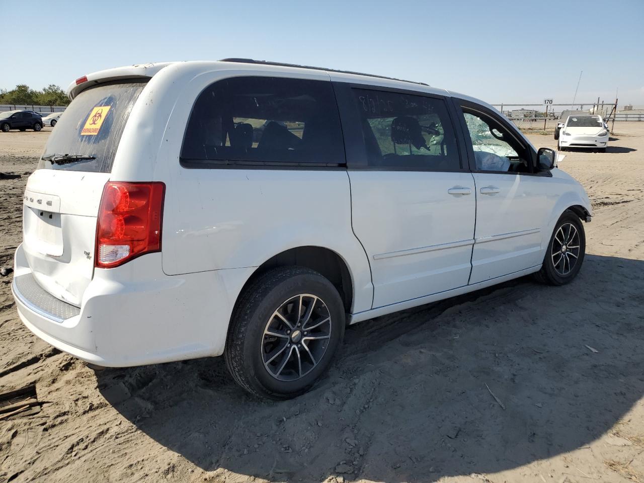 2016 Dodge Grand Caravan R/T - Фото 3