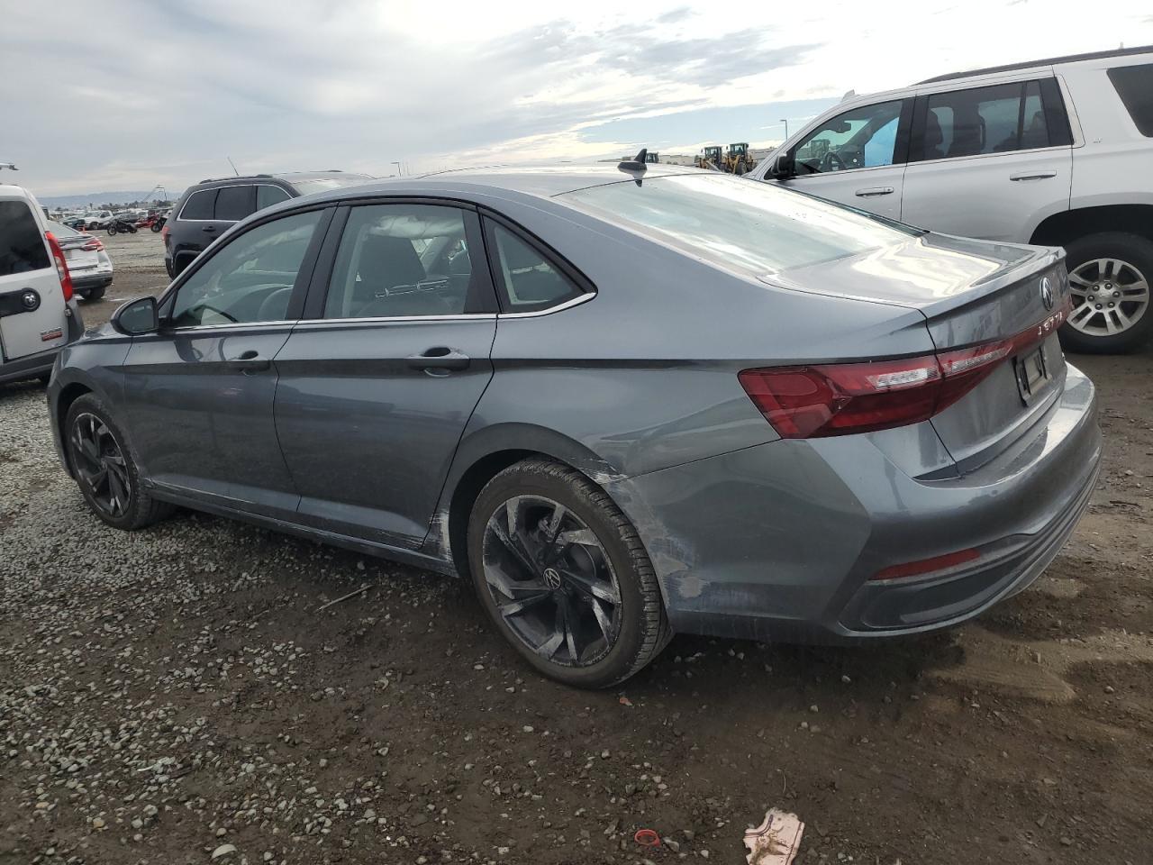 2025 Volkswagen Jetta Se - Фото 2