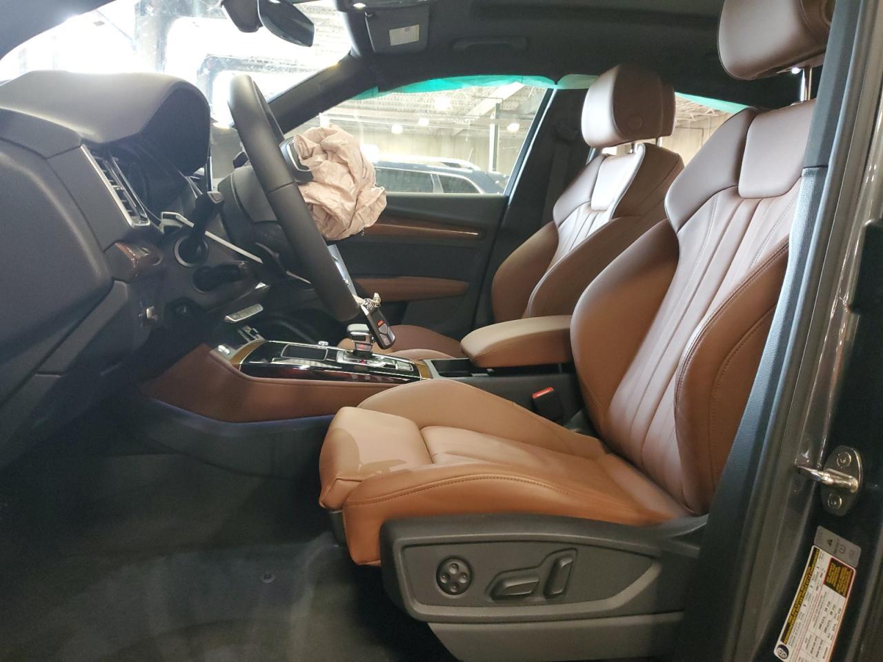 2024 Audi Q5 E Premium Plus 55 - Фото 7