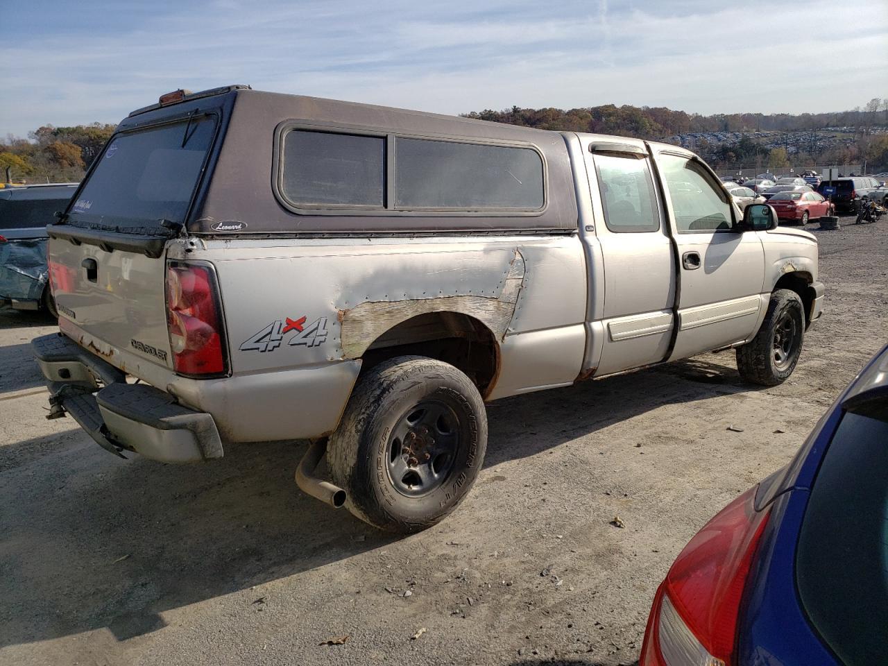 2004 Chevrolet Silverado K1500 - Image 3
