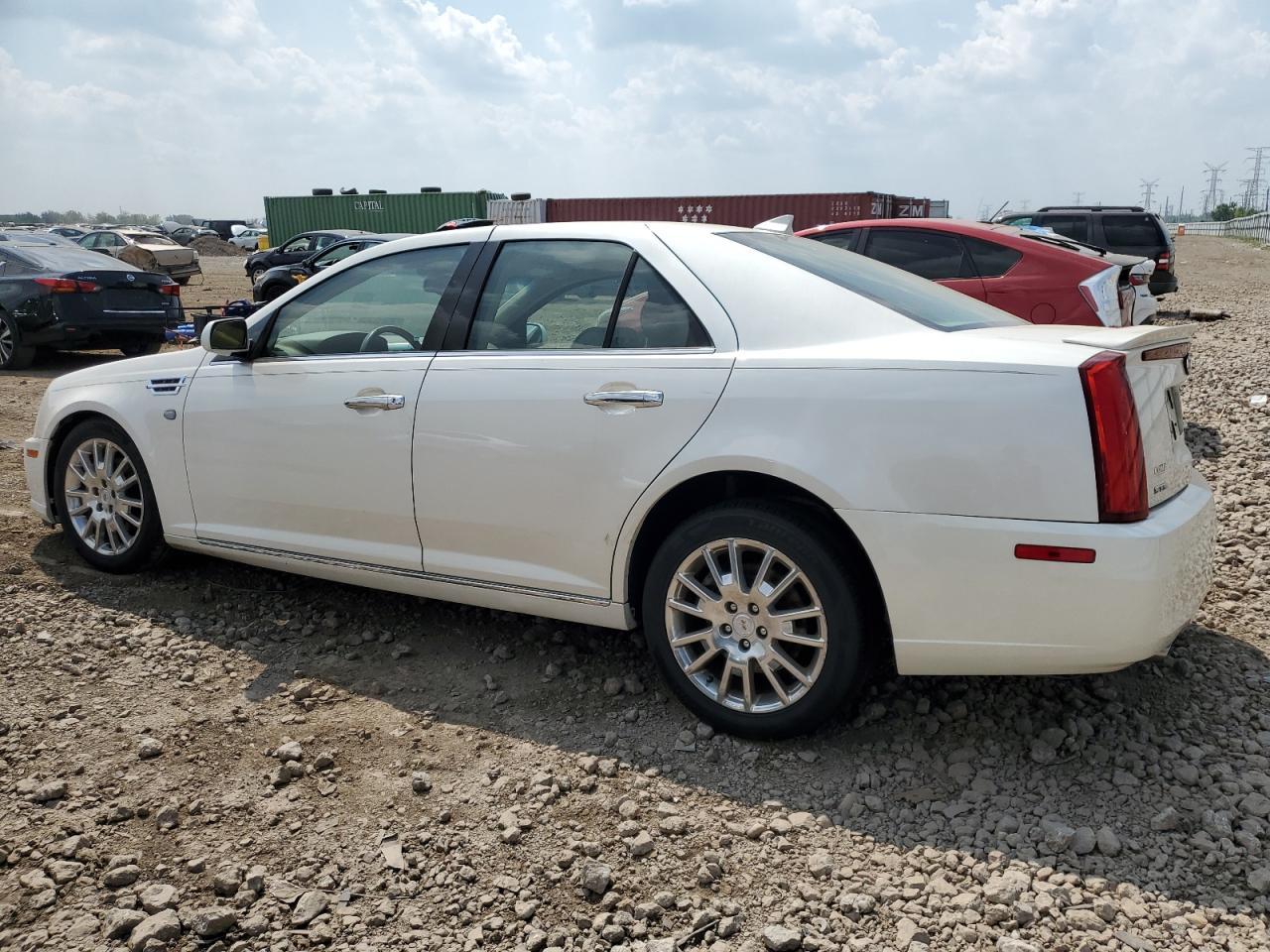 2011 Cadillac Sts Luxury Performance - Image 2