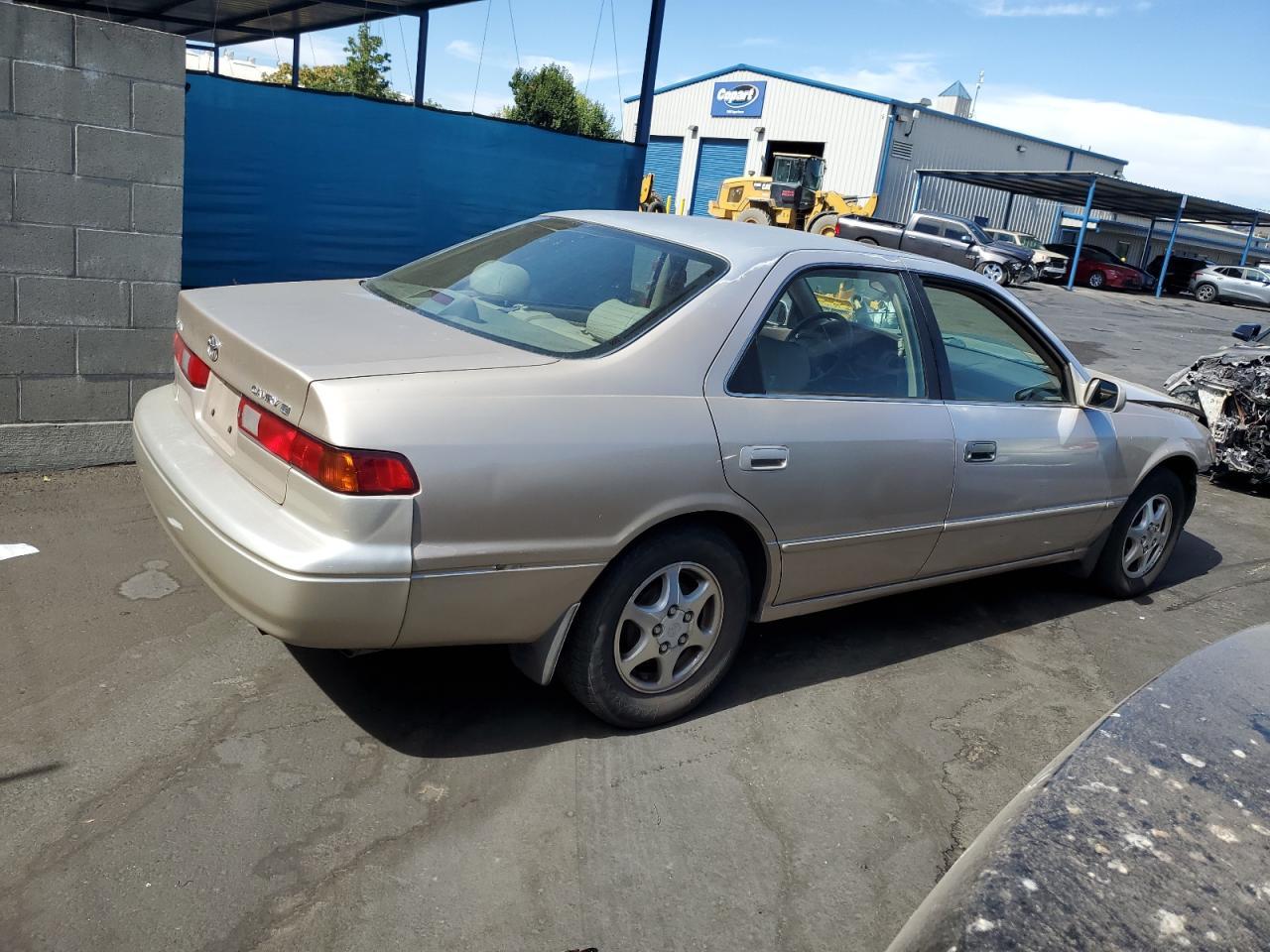 1997 Toyota Camry Ce - Image 3