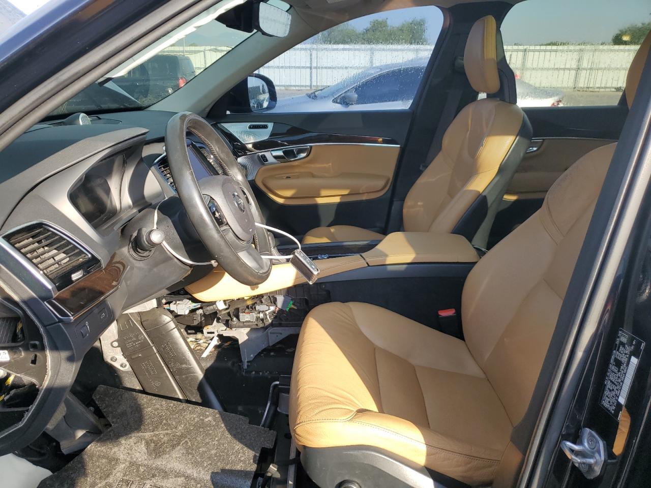 2016 Volvo Xc90 T6 - Image 7