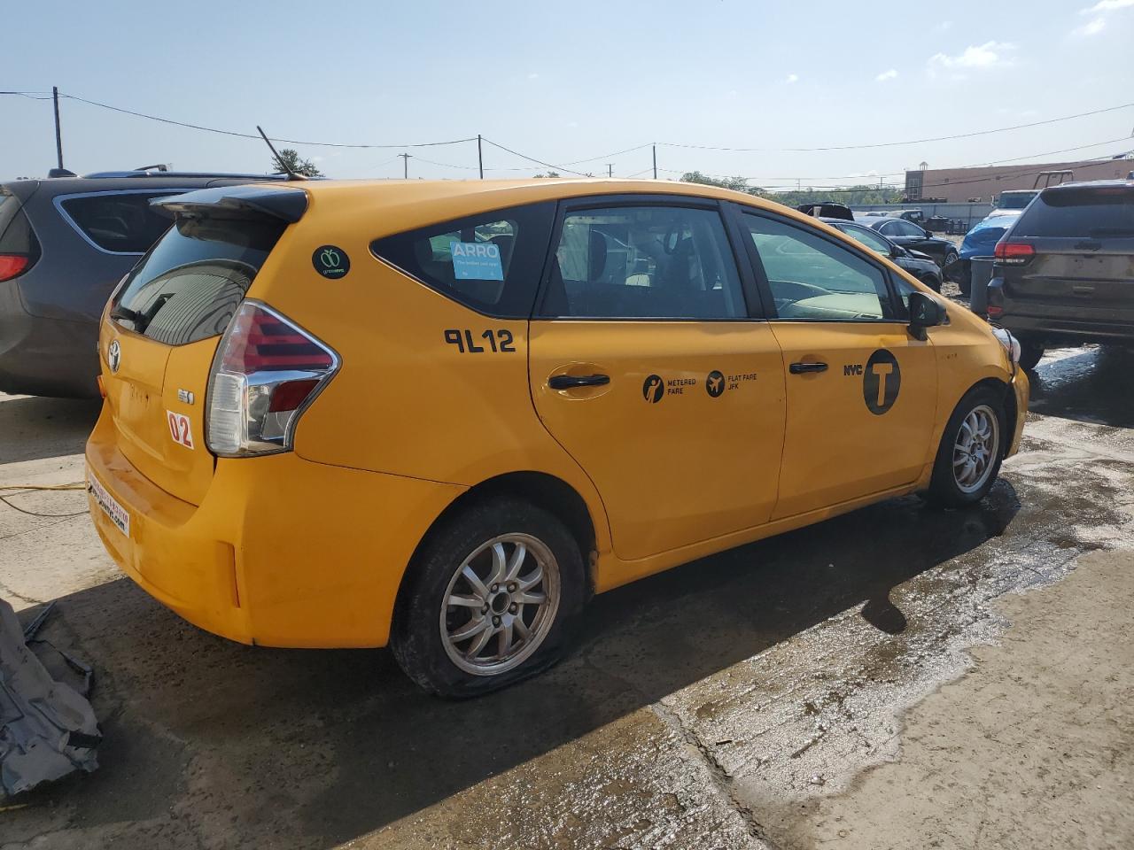 2016 Toyota Prius V - Фото 3