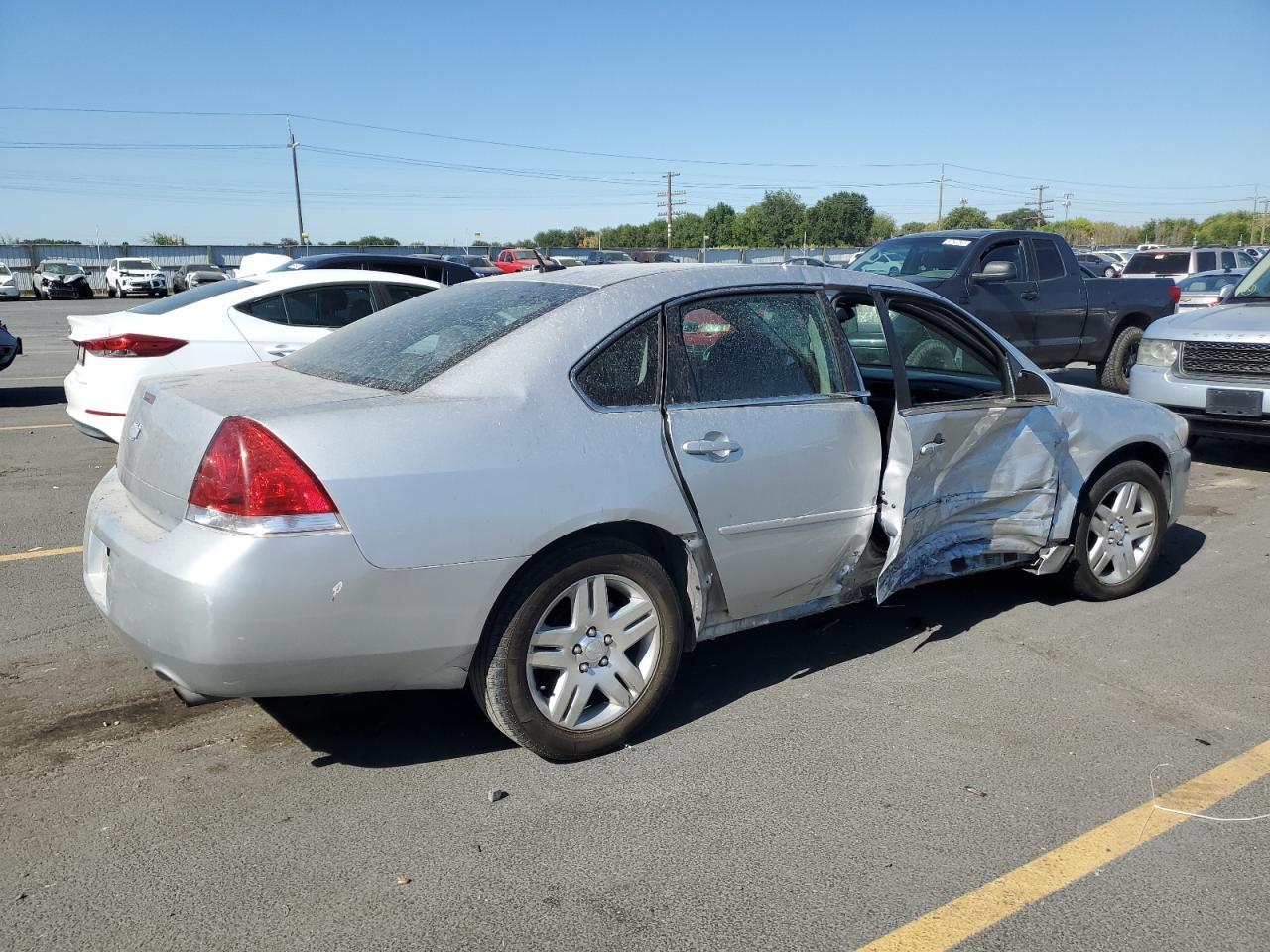 2013 Chevrolet Impala Lt - Фото 3