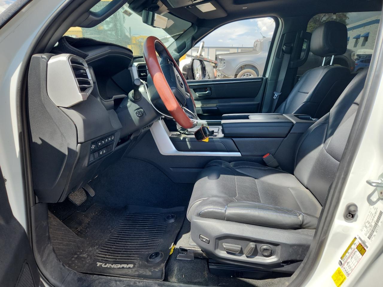 2024 Toyota Tundra Crewmax Platinum - Фото 7