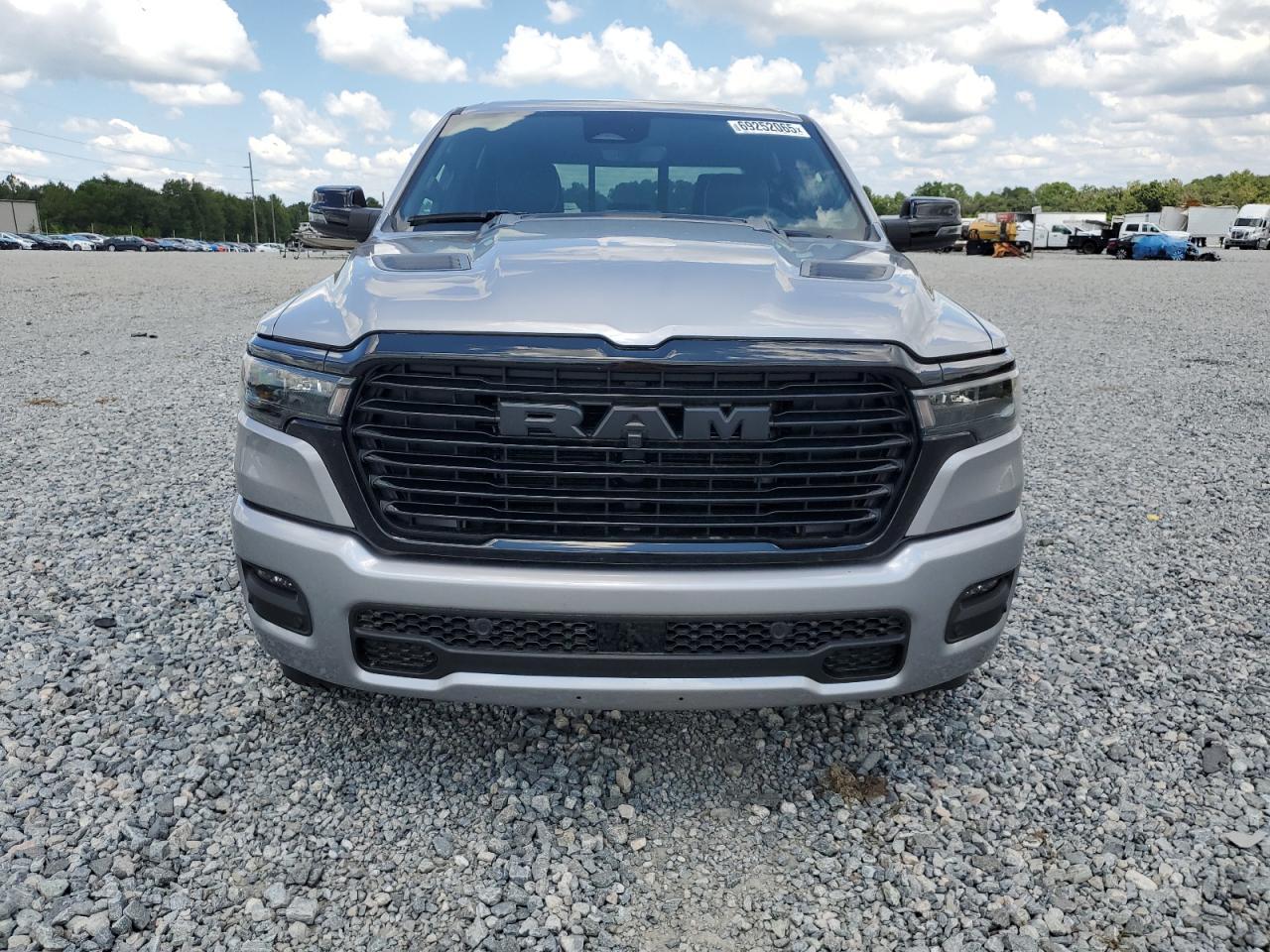 2025 Ram 1500 Laramie - Фото 5