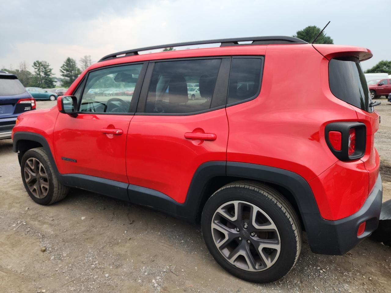 2016 Jeep Renegade Latitude - Фото 2