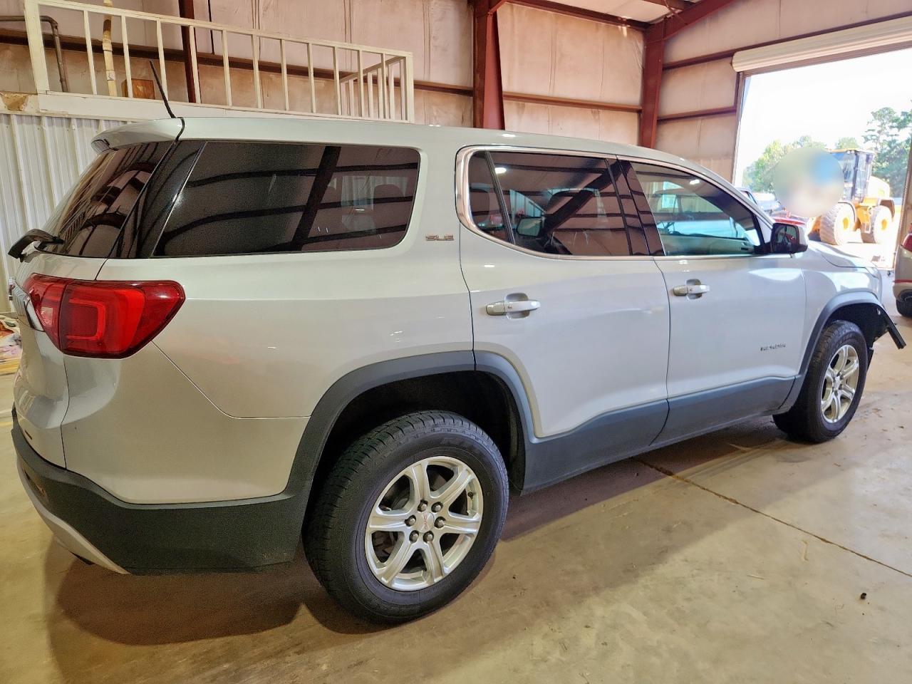 2018 GMC Acadia Sle - Image 3