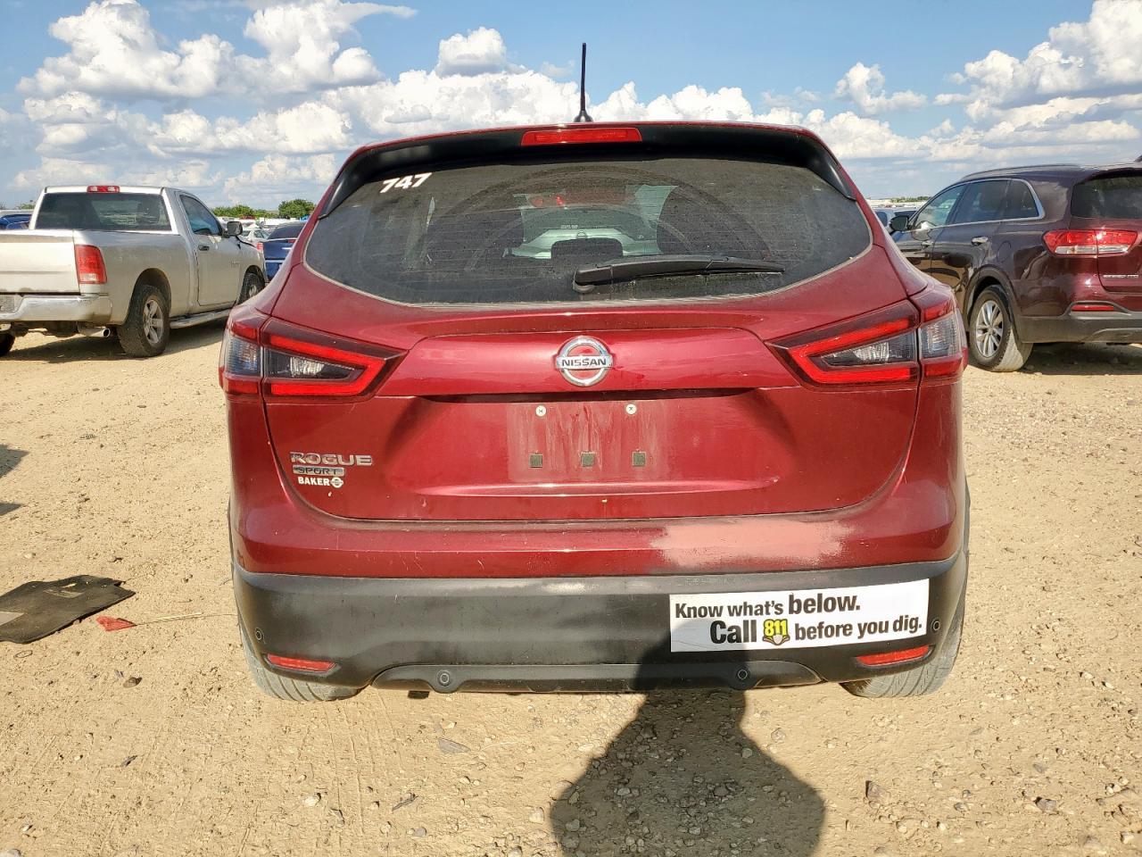 2021 Nissan Rogue Sport S - Фото 6