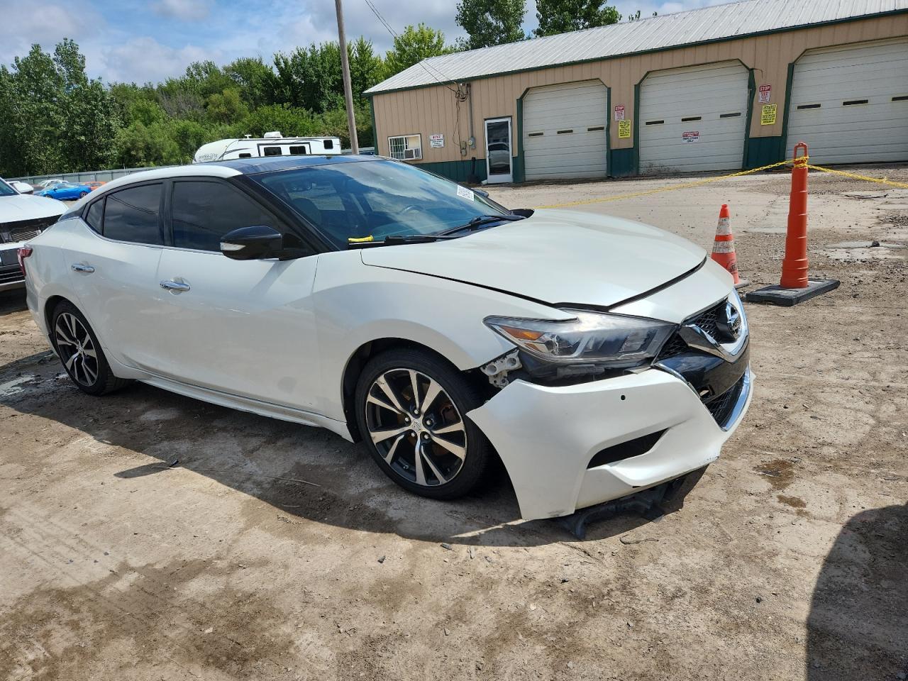 2017 Nissan Maxima 3.5S - Фото 4