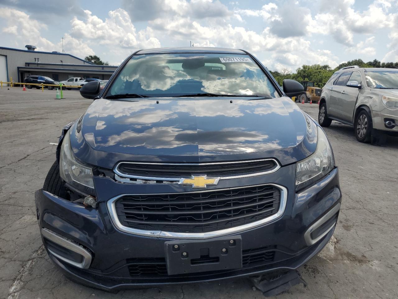 2015 Chevrolet Cruze Ls - Image 5