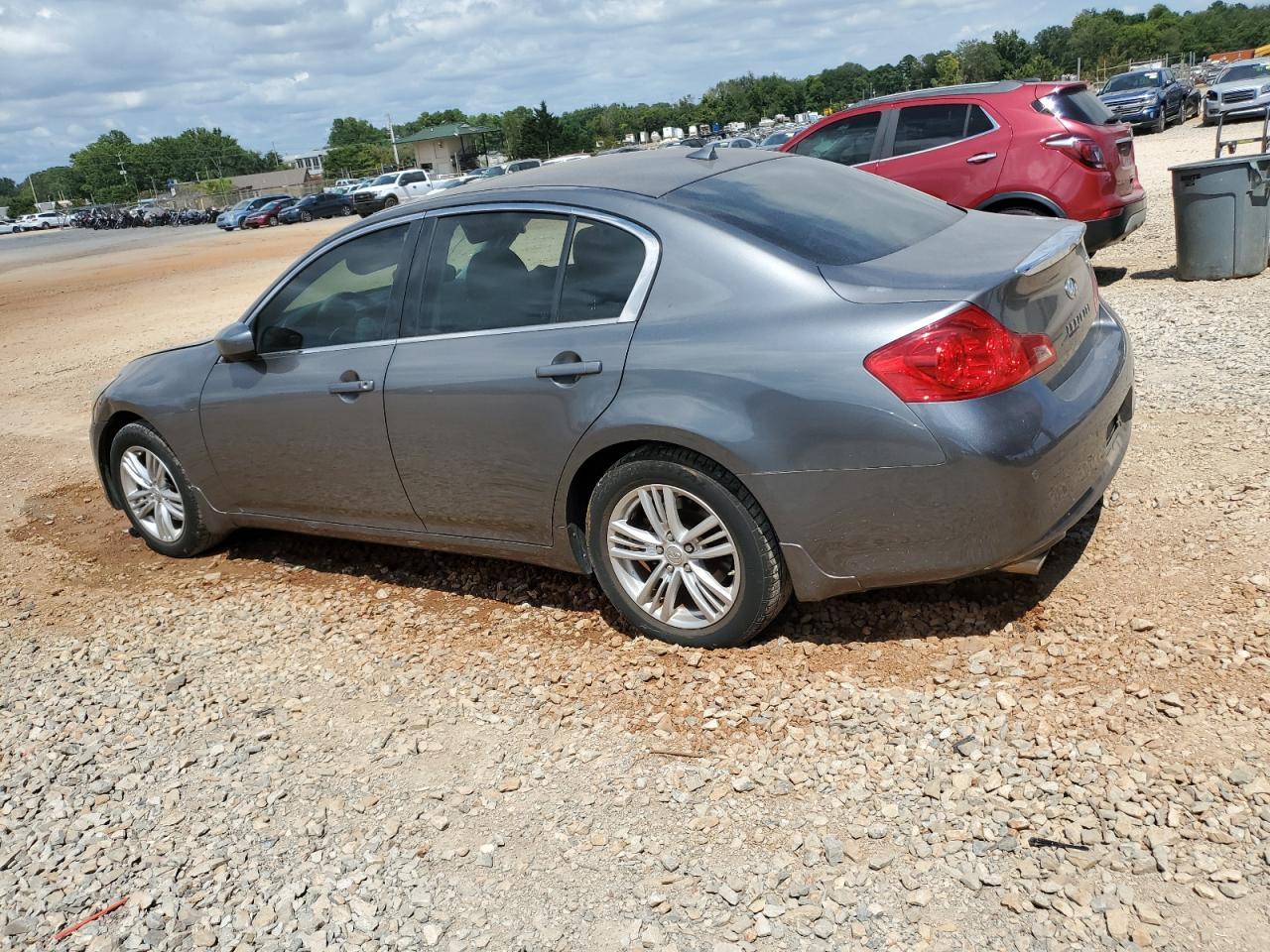 2013 Infiniti G37 - Фото 2